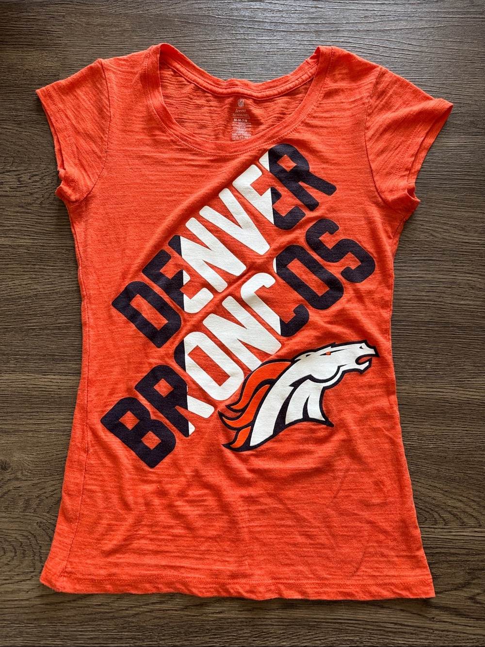 Denver Broncos NFL Women’s Graphic T-Shirt Orange Size M
